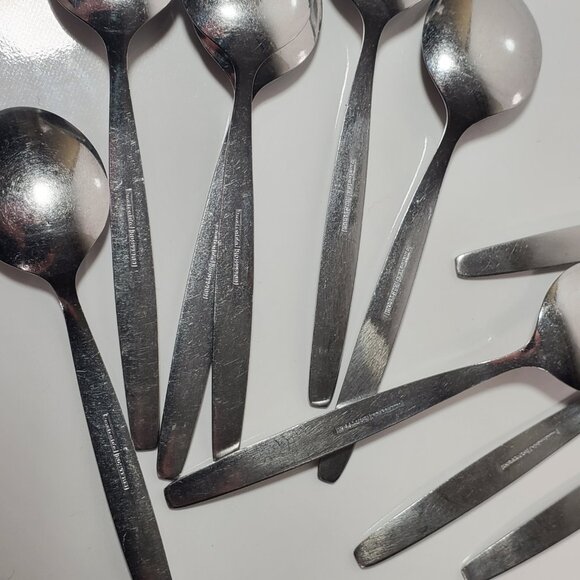 Vintage Set of 12 Rostfrei Small Spoons - Picture 11 of 11
